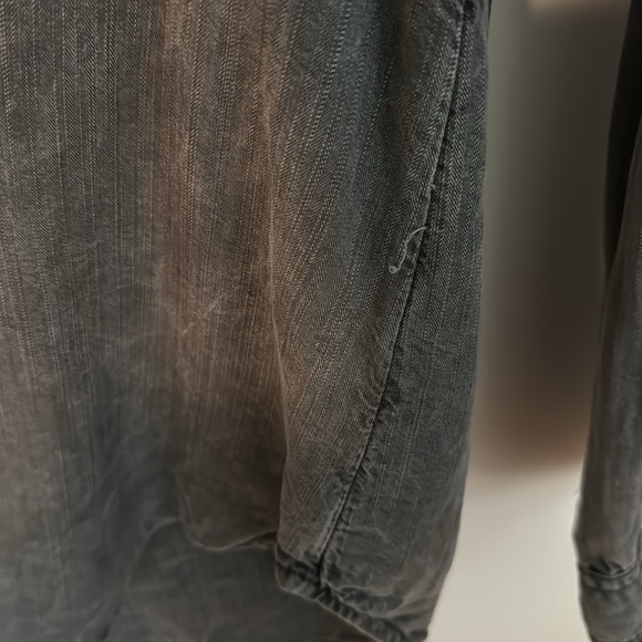 Anthropologie button up shirt XS - Picture 3 of 6